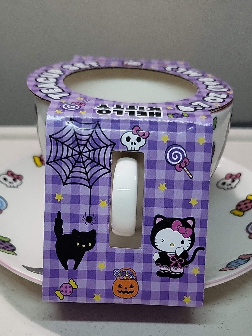 Hello Kitty Teacup Set - Picture 3 of 4